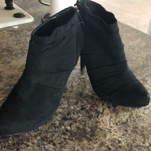 Guess ankle boots